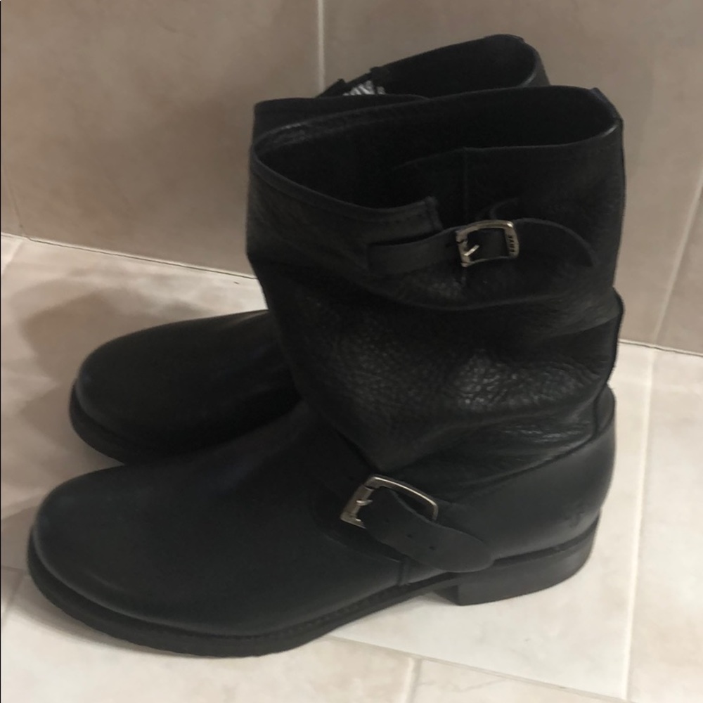 Frye short boot